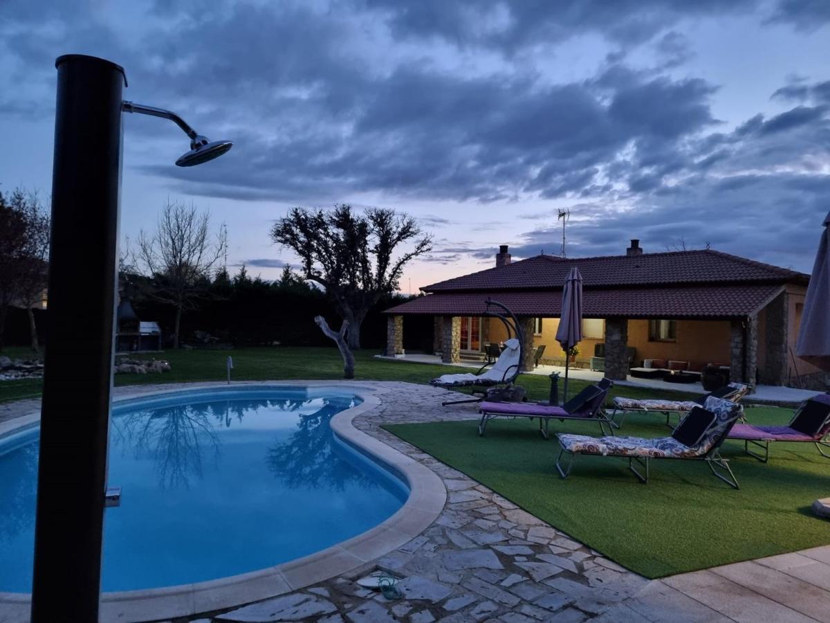 Villa Pancorbo Velayos المظهر الخارجي الصورة