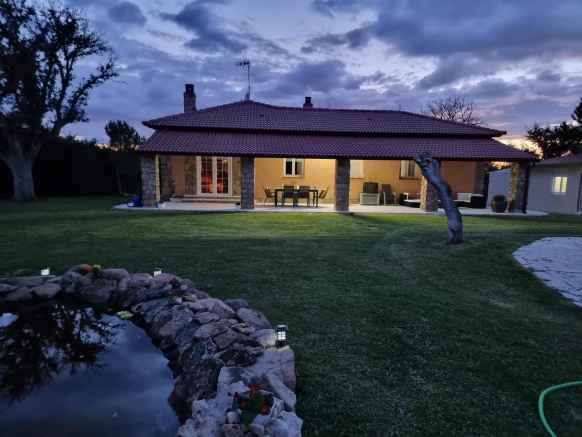 Villa Pancorbo Velayos المظهر الخارجي الصورة