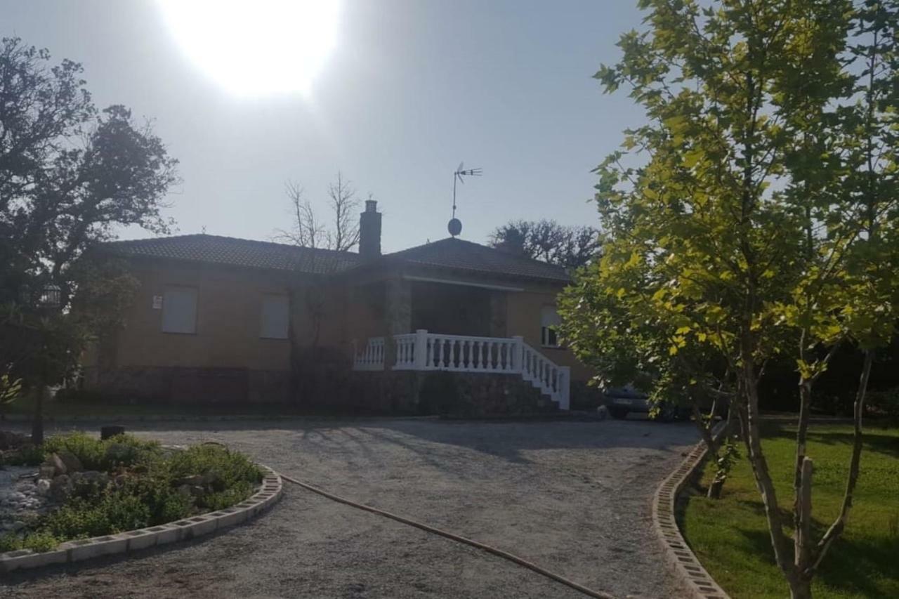 Villa Pancorbo Velayos المظهر الخارجي الصورة